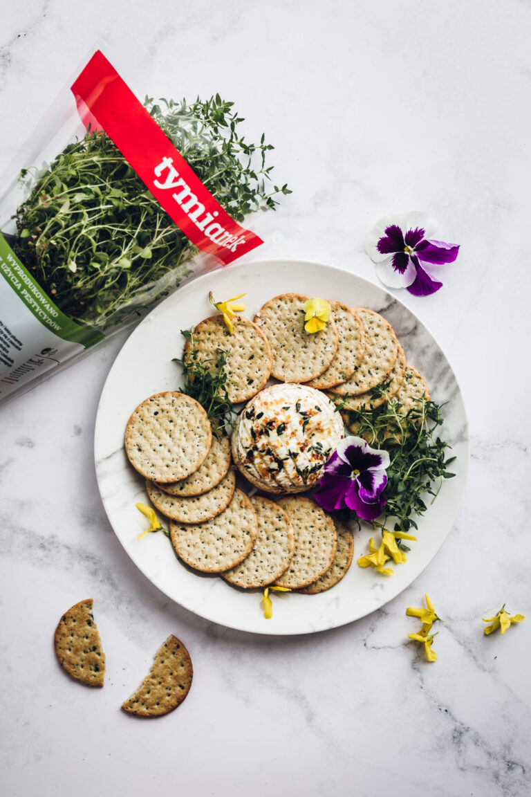 Camembert ze świeżym tymiankiem