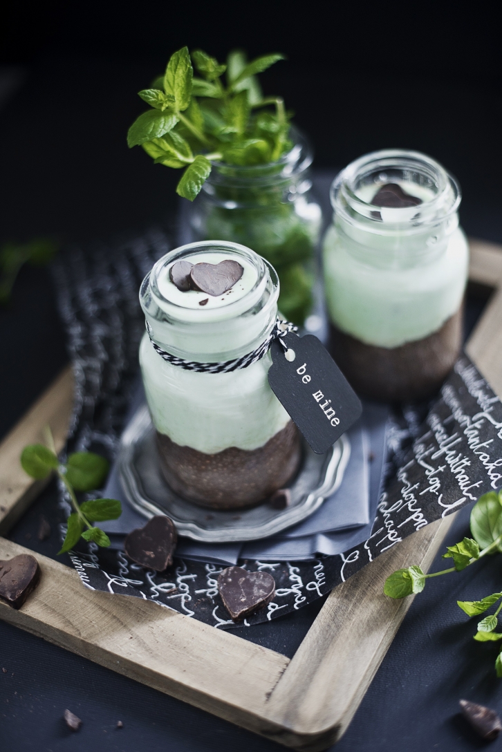 Pudding chia z kakao i kremem miętowym