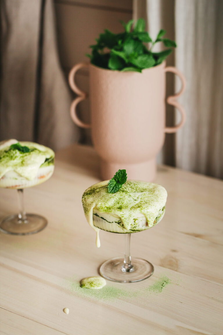 tiramisu matcha z miętą